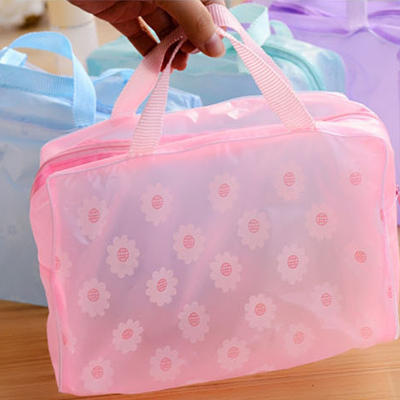 Floral- transparent- wash- cosmetic- bag (2)